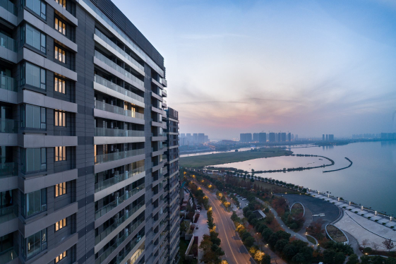 鉑悅犀湖（中國(guó)土木工程詹天佑獎(jiǎng)優(yōu)秀住宅小區(qū)金獎(jiǎng)，全國(guó)用戶(hù)滿(mǎn)意工程）